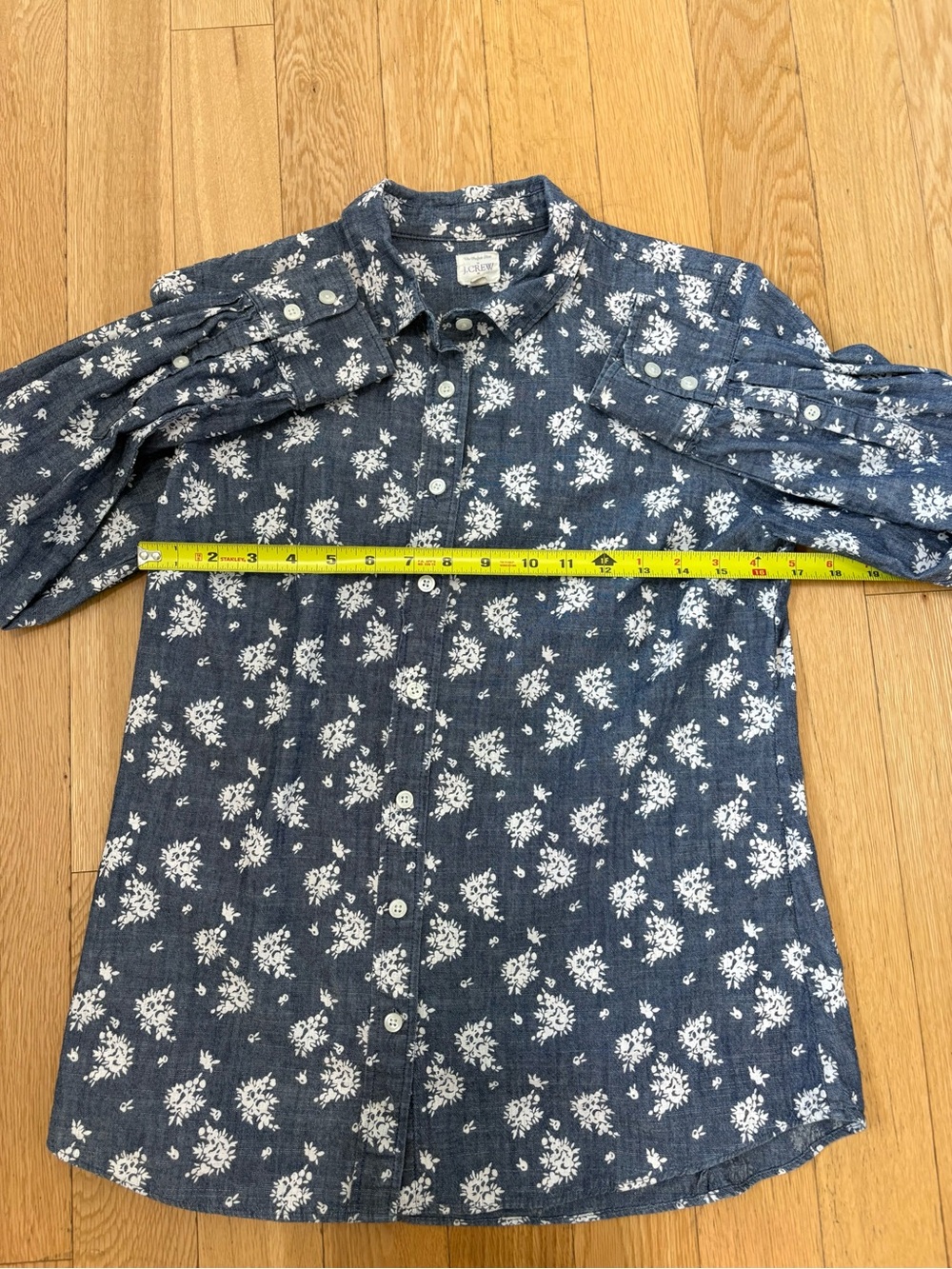 J.Crew Floral Chambray Button Down Shirt Size S Blue White Cotton Blouse 31541 - Picture 8 of 8
